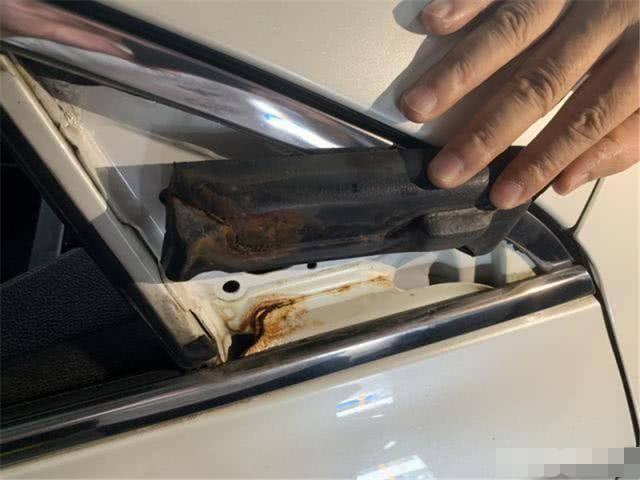 国产汽车渗水视频真实,揭秘国产车质量疑云